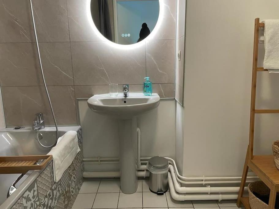 Frida 4 Pers Hypercentre + Clim Apartment Épernay Exterior foto